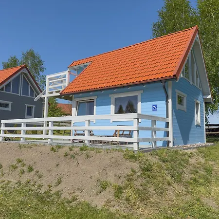 Domek letniskowy Kolorowe Nad Narie